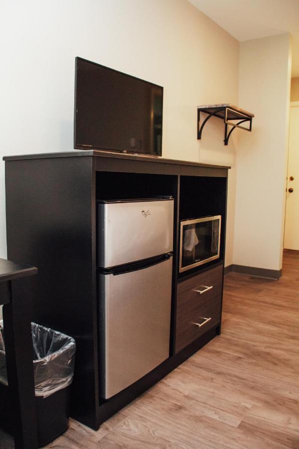 Country Squire Inn And Suites New Holland Екстер'єр фото